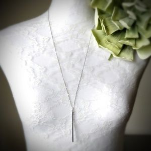 Simple & Elegant Bar Necklace